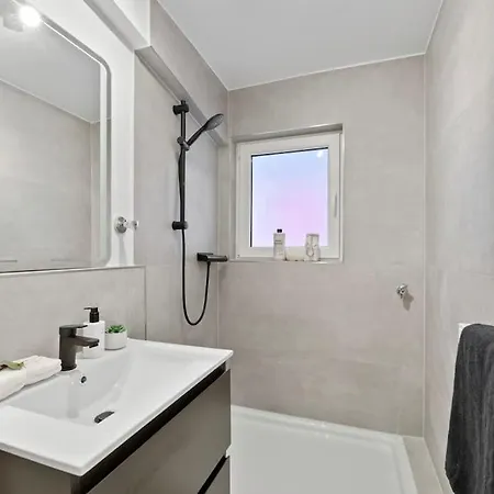 Bestlage Am Hoelderlinplatz * Stuttgart